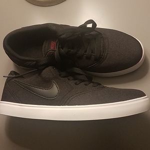 Nike SB Canvas dark grey 6 youth